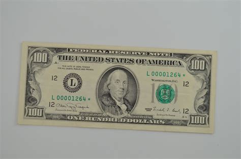 Series 1990 100 Dollar Federal Reserve Note Property Room