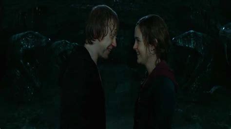 Ron And Hermione Kiss Hd Youtube