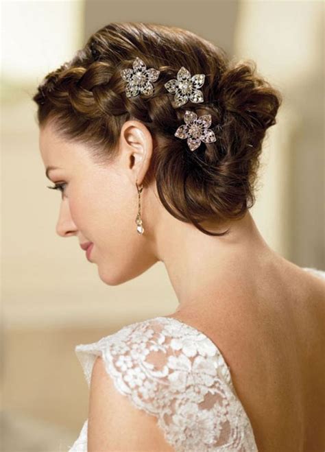 35 Charming Summer Wedding Hairstyles For Your Big Day ...