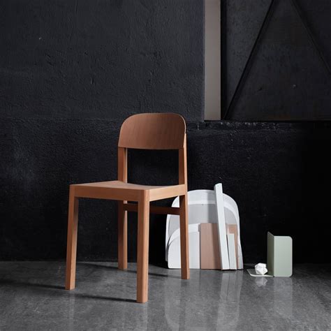 Description the archetypal chair at its most fundamental. Workshop Chair by Muuto | Connox Shop