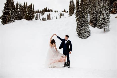 Ski Wedding Photos At Sunshine Village In Banff Film And Forest In