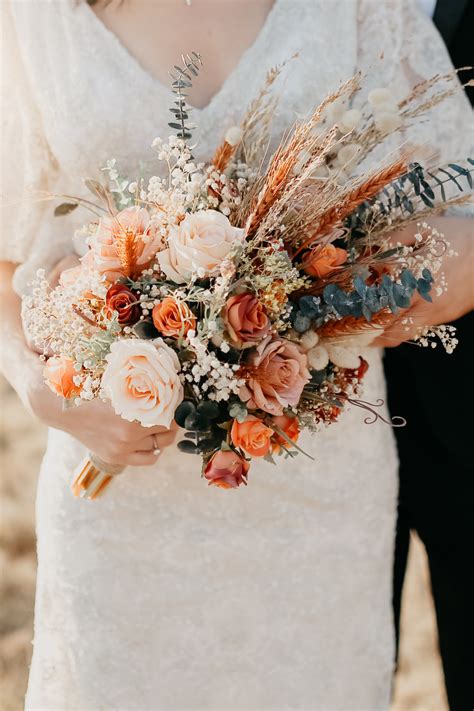 Bridal Bouquets 11 Of Our Favorites Spotted On Instagram Vogue France