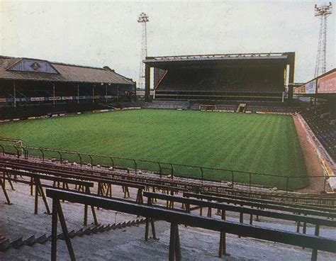 The premier league era has been filled with ups and downs for to villa, they were placed second in 1993 and on the bottom of the table in 2016. Pin on Old Stadium pics.