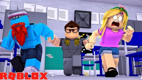 Escaping Evil Highschool Sharky Roblox W Little Kelly Youtube