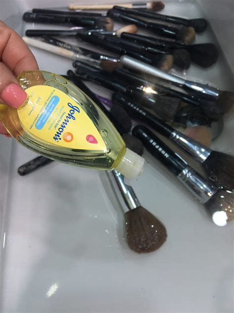 Best Affordable Way To Wash Makeup Brushes Simply Beauty Blog