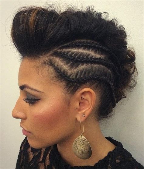 This bay area native built her own business as a wedding hair and makeup artist, before shifting gears to work in marketing. 20 Lovely Wedding Guest Hairstyles