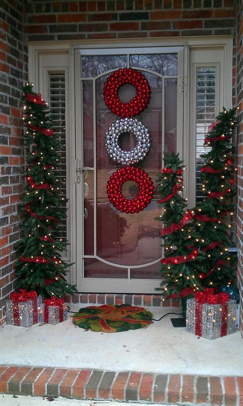 30 Front Door Decorating Ideas For Christmas