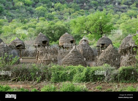 Southern Sudan Village Hi Res Stock Photography And Images Alamy