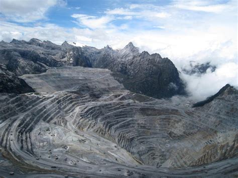 By some estimates, all of the gold ever mined in the history of the world for a look at the world's biggest gold mining operations, cnbc analyzed the most. Largest Mines in the World