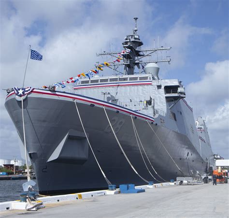 Uss Fort Lauderdale Lpd 28 Commissions United States Navy News