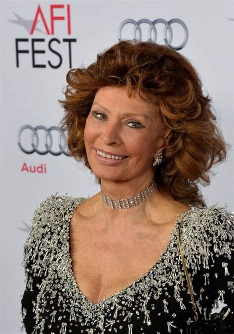 She earned an academy award for best actress for her role as cesira in the movie, two women (1961). Sophia Loren, Brigitte Bardot und Co.: Das sind die ...