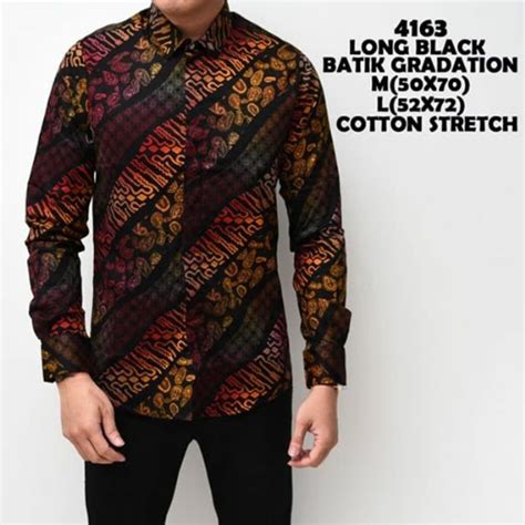 Yakni model baju yang bagian belakangnya lebih panjang dari pada bagian depan. Model Baju Batik Pria Masa Kini Yang Lagi Trend 2020 ...