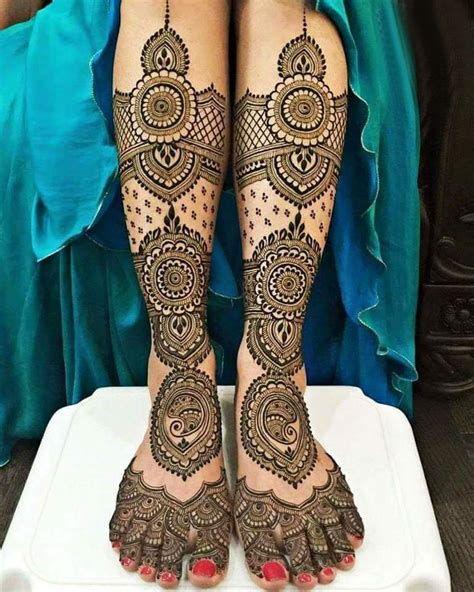 Beautiful Bridal Mehndi Designs For Legs Crayon