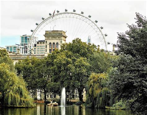 7 Central Parks In London For All Seasons London Begins At 40