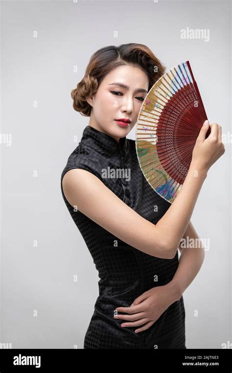 Beautiful Young Chinese Woman In Cheongsam Stock Photo Alamy
