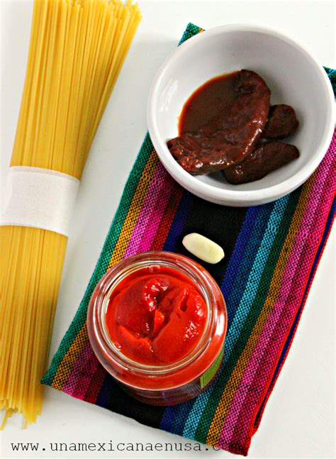 Espagueti Rojo Con Chile Morrón Y Chipotle Una Mexicana En Usa