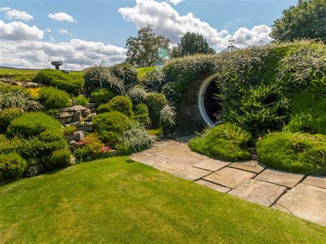 Earth Sheltered Home Is A Luxury Underground Retreat