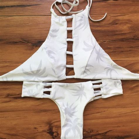 Sexy High Neck Bikini Bandage Swimwear Cut Out Swimsuit Retro Halter Bikini Set Printed Summer