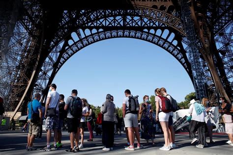 Eiffel Tower Reopens Ending 104 Day Coronavirus Shutdown Citynews