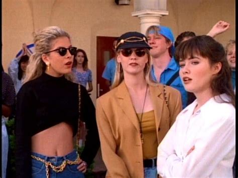 Brenda Kelly And Donna Beverly Hills 90210 Photo 36438155 Fanpop