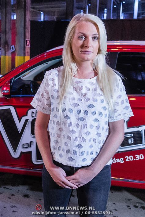 Anouk makes the voice of holland history by eliminating both battle contestants. The voice of Holland 2016 / 2017 | Fotopersburo Edwin Janssen