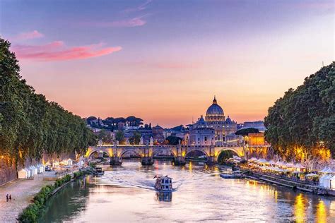 Best Time To Visit Paris And Rome Zicasso