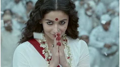Gangubai Kathiawadi Trailer Alia Bhatt Simply Terrific Ajay Devgn Shines In Sanjay Leela
