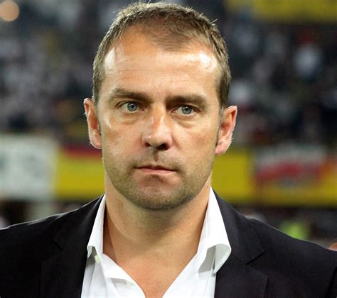 Hansi Flick returns to FC Bayern!