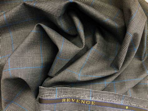 Worsted Wool Suiting Fabric Guide — Gentlemans Gazette