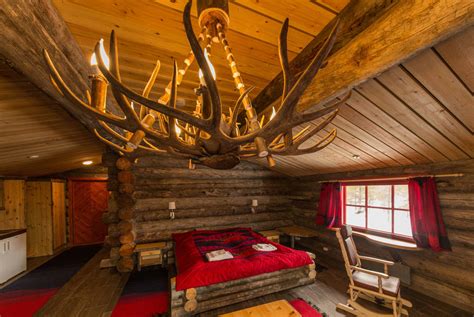 Book your stay in our fully mobile aurorahut northern lights huts in lapland. Kakslauttanen Northern Lights Break | Holidays 2020/2021 ...