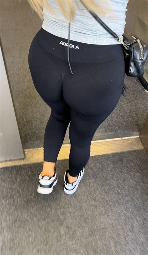 Tight Ass With Vpl First Post Spandex Leggings And Yoga Pants Forum