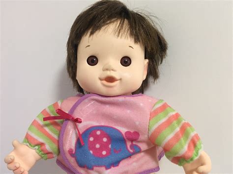 【衝撃動画】“ぽぽちゃん人形” の実写版のインパクトがすごい 大人だけが不気味の谷に取り残される ロケットニュース24