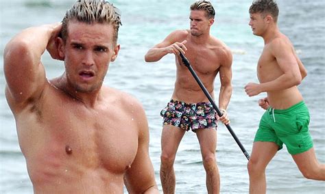 Gaz Beadle And Scotty T Make Ibiza Even Hotter At Geordie Shore Filming Daily Mail Online