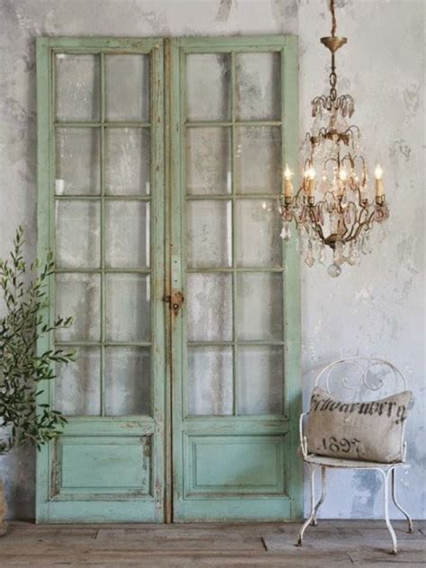 Antique Doors In The Interior Wall Decorating Ideas Vintage Style