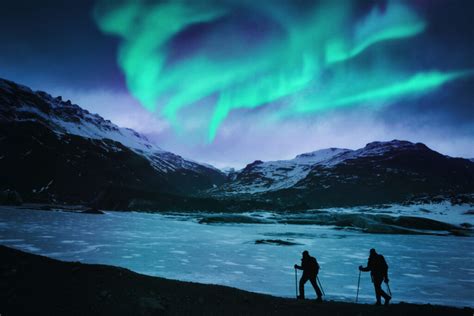 7 Best Spots To See The Northern Lights This Winter