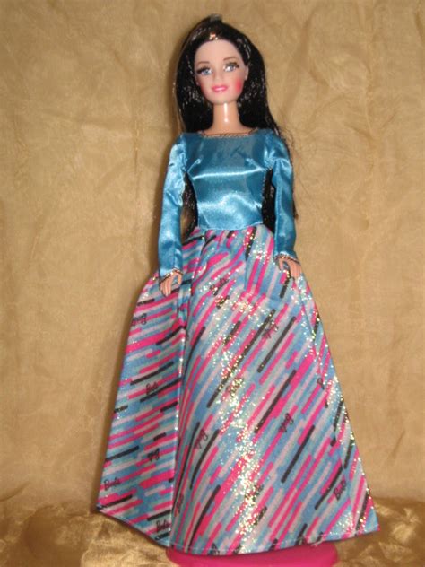 Sitedeki tüm içerikler tanıtım amaçlıdır. Baju Barbie - www.rieriecollection.blogspot.com