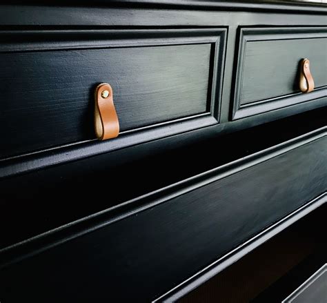 Detail to Matt black refurbished chest of drawers. | Black chest of drawers, Painted drawers 