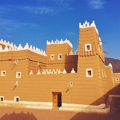 الإمارات مصـر السعودية التسوق الدولي. قصر الامارة هو نموذج العمارة التقليدية في نجران ، السعودية ...
