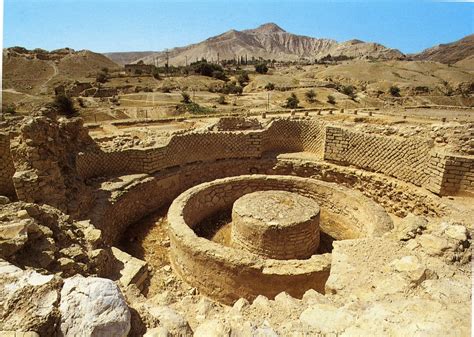 What is the oldest city ruins in the world? 2