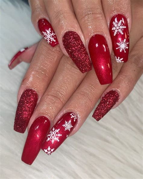 Christmasnails Christmas Present Nails Simple Acrylic Nails Bling