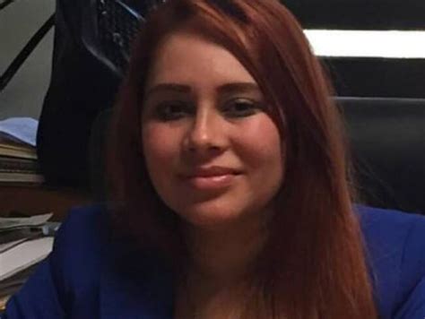 Lucero guadalupe sánchez aseguró que tuvo un romance con el capo y una relación laboral. El Chapo's 'girlfriend' arrested at border | Daily Telegraph