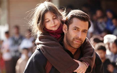 A devoted man with a magnanimous spirit undertakes the task to get her back to her motherland and unite her with her family. View Bajrangi Bhaijaan Images Hd Best Images | Christmas ...