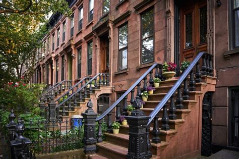 7 Best Neighborhoods To Buy Brooklyn Brownstones In 2023