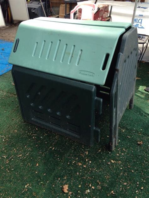 I haven't been out to storage since maybe sometime in july, so this was a surprise to me. Rubbermaid compost bin for Sale in Milwaukie, OR - OfferUp