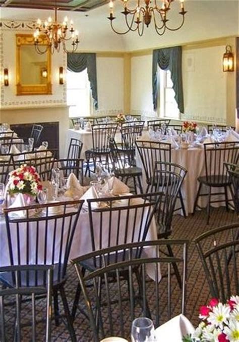 Within a historic downtown setting, chatham wayside inn has combined a fresh, contemporary feel with the warm touch and exemplary service of. Longfellow's Wayside Inn, Sudbury - Menu, Prices ...
