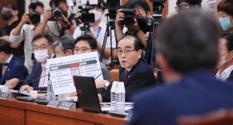 문정복 `태영호 변절자 발악`글 삭제에 진중권 `장군님 실망할 것` 매일신문