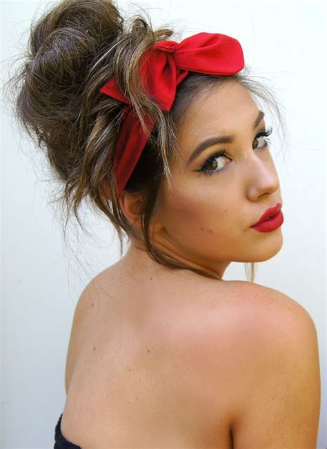 Instead of going for the whole braid, you can opt for braided accents like headbands. nachibands red headband (With images) | Cute headband ...