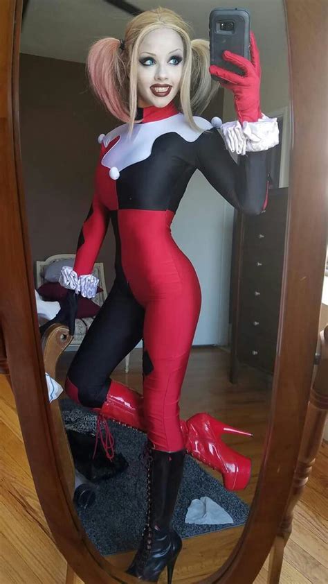 282 Best Harley Quinn Images On Pinterest Dc Cosplay