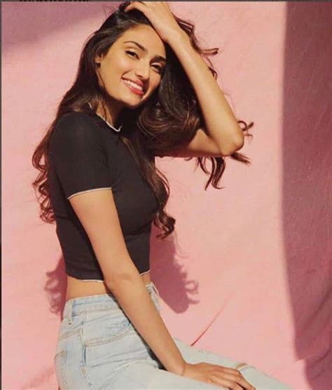 She is the daughter of sunil shetty. 17 Athiya Shetty Body Measurement - Celeb Body Measurement