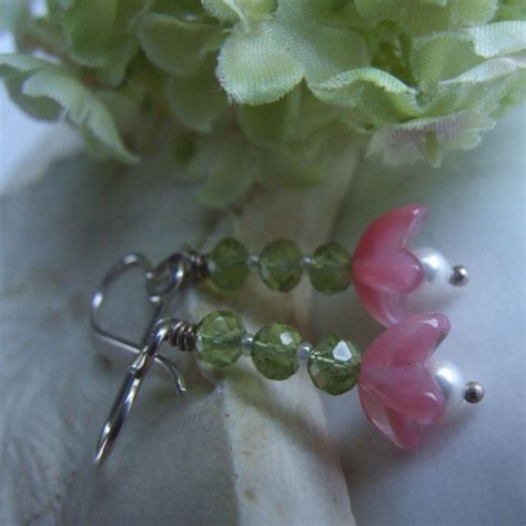 Pink Sweet Pea Low Cost Jewelry Beaded Flowers Jewelry